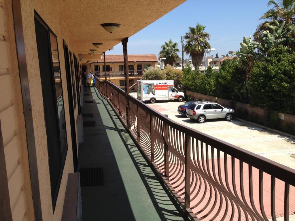 Del Amo Inn Torrance Extérieur photo
