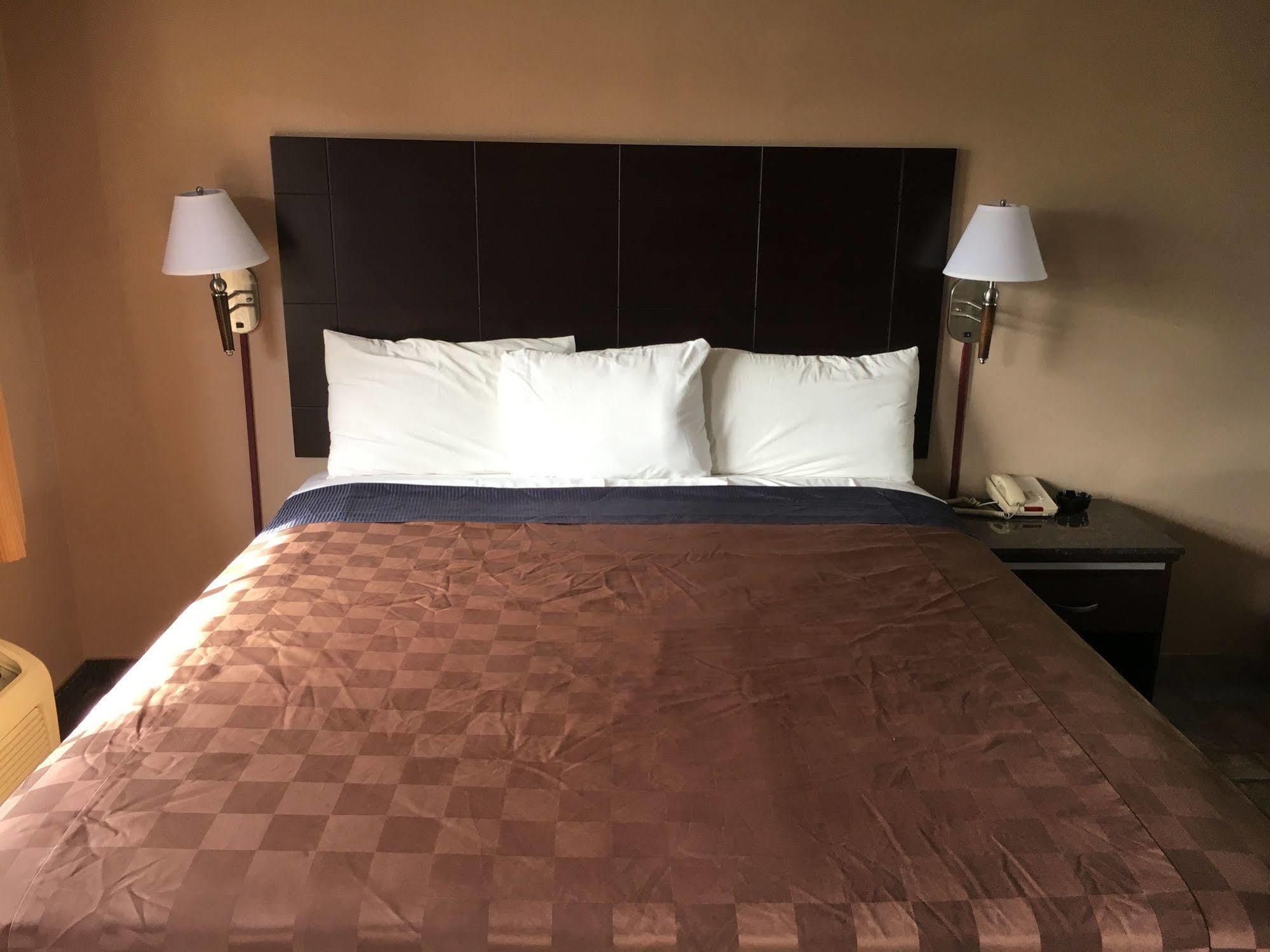 Del Amo Inn Torrance Extérieur photo