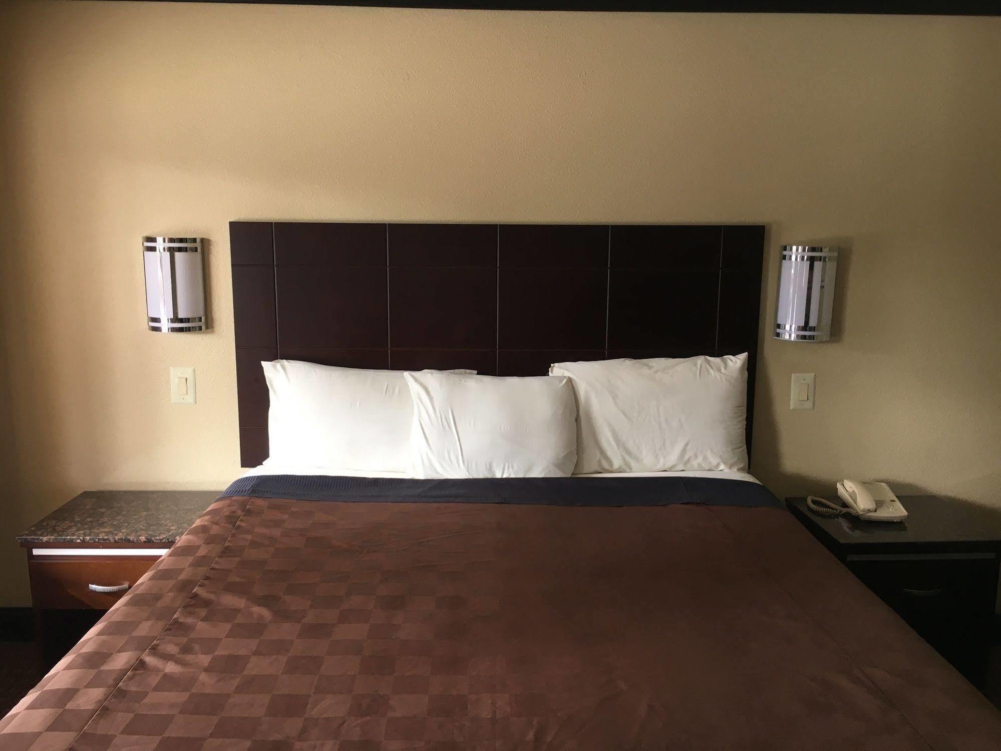 Del Amo Inn Torrance Extérieur photo
